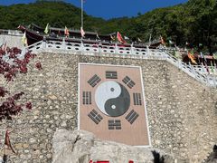 -九鼎铁刹山风景区