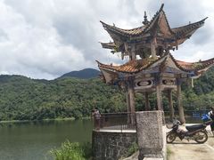 -孔雀湖生态旅游区