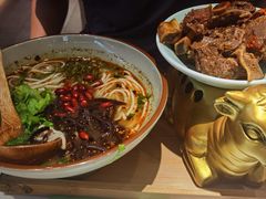 -百春原湖南牛肉粉(百联世纪店)