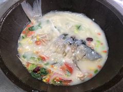 -泸沽肴(泸沽湖大洛水村农村信用社旁店)