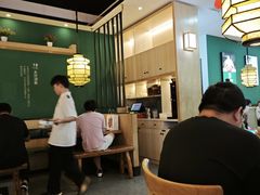 -湘当有饭剁椒鱼头(昆山招商花园城店)