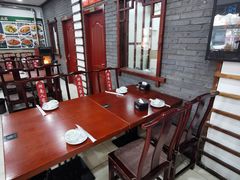 -湖南人家湘菜馆(镇江路店)