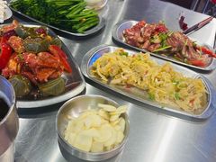 -马路牙子烧烤音乐酒馆(望京店)