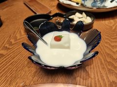 杏仁豆腐-炎蔵牛舌烤肉