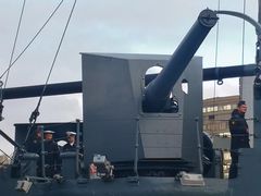 -阿芙乐尔号巡洋舰