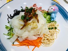肉丝大拉皮-双合园·海鲜水饺青岛菜(九水东路店)