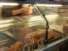 面包甜点陈列柜-西树泡芙(正佳店)