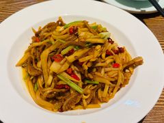 -佬湘楼·27年湘菜(天河都市广场店)