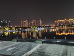 -翠山·映月湖景餐厅(映月湖公园店)
