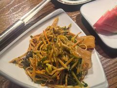 -万里闯关东铁锅炖菜馆(高新旗舰店)