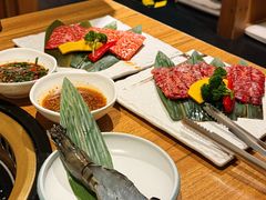 -炼火烤肉店