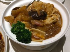 鲍汁蹄筋花胶-维园悦谱·海派家常菜(乌鲁木齐南路店)