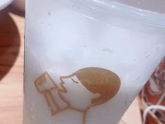 -喜茶(北京华贸购物中心店)