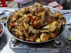 牛蛙爱上虾-小民大排档(光谷店)