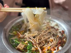 -老五鸡丝豆花面粉(瑞金北路68号院店)