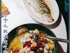 -荷塘秋月·本帮江浙菜(国权路店)