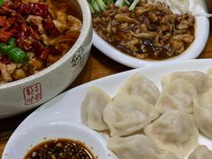 -圣夜东北菜烧烤·夜宵·龙虾(胥江路店)