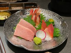 -铭牛烧肉·和牛海鲜自助(高新月牙湖店)