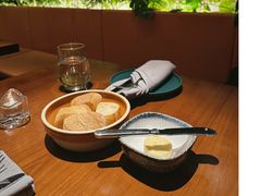 -Laures·月桂西班牙碳烤餐厅(十尚坊店)