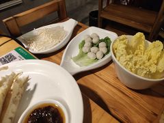 -小小河边鱼(天润城店)