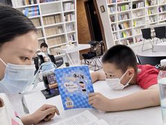 -钟书阁(松江泰晤士小镇店)