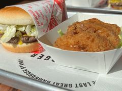 特色鸡翼-FATBURGER 特富客汉堡(外交公寓店)