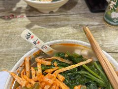 -吉庆桂林米粉·柳州螺蛳粉(港汇广场店)