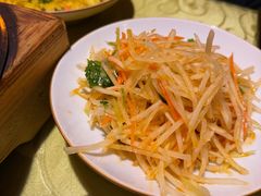 凉拌萝卜丝-玛拉亚藏餐厅
