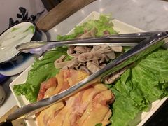 -尚尚仙·酸汤猪手·猪肚鸡火锅(华联万柳购物中心店)