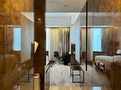 -广州天河希尔顿酒店