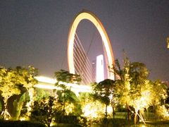 -南京眼步行桥