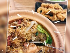 -煲仔皇腊味煲仔饭(经四万达店)