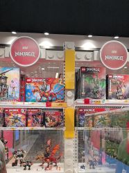 -乐高品牌旗舰店(人民广场店)