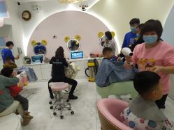-Oh my head儿童理发(绿地·新田360店)