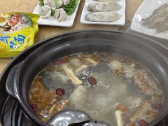 -濠轩阁特色生蚝火锅(水湾路店)