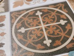 -顶上头·螺蛳火锅(五一新村店)