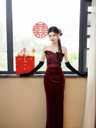 -Lady  Jane高端婚纱礼服馆