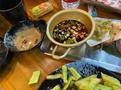-合易泓烤肉·海肠捞饭(火车站店)