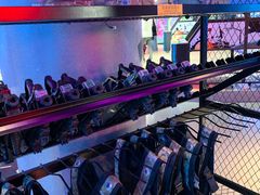-世代星球·保龄球·镭战真人CS·团建(杨浦店)