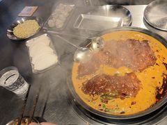 -鹿鸣山草本茶香火锅(园西路店)