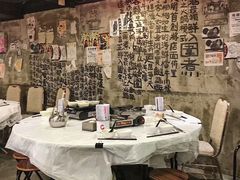 包厢-鲜入围煮花胶鸡海鲜火锅