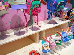 -燕莎奥特莱斯购物中心