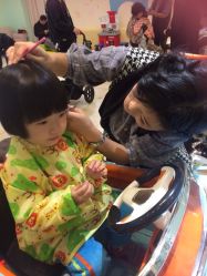 minikids韩国专业儿童美发沙龙-爆米花儿童美发乐园(市府恒隆广场店)