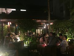 -Dash Teak House