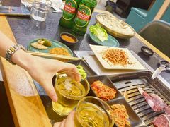 -臻牛烤肉