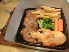 -菲滋意式餐厅(金华银泰城店)