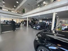 -上海德星奔驰(江杨南路店)