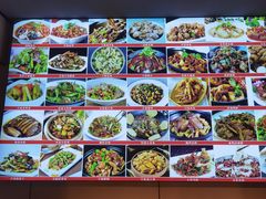 -芙蓉楼湘西土菜(北二环西路店)