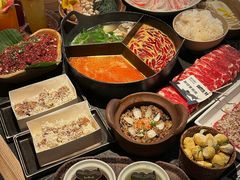 -三出山火锅(南京万象天地店)