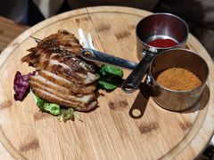 炭烧猪颈肉-小大董·烤鸭(凤凰汇店)